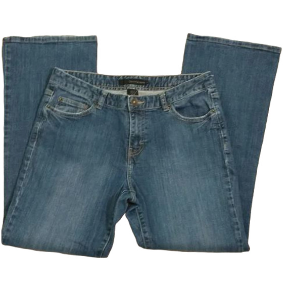 Calvin Klein medium wash mid-rise bootcut women's jeans. 12. - Picture 5 of 12